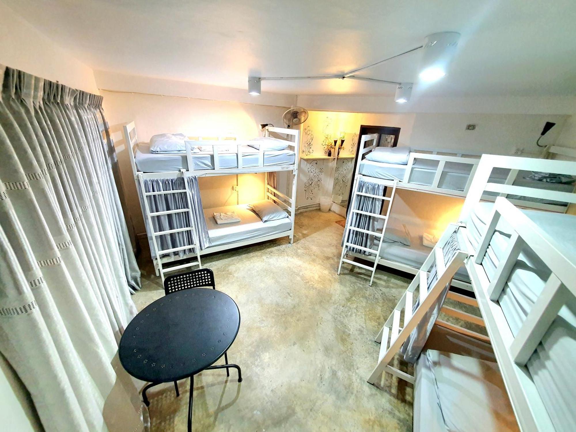 Hostel 16 Bangkok Exterior foto
